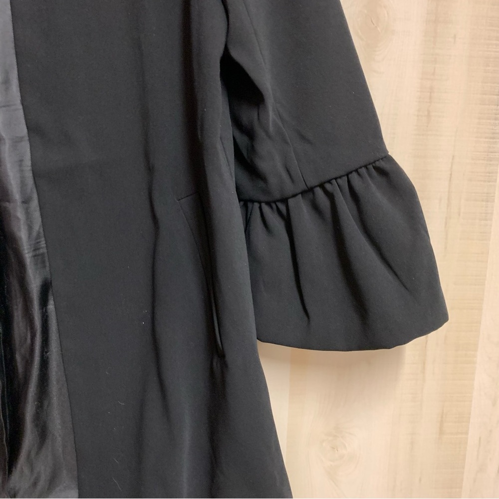 DO + BE Ruffle Classic Blazer Size Large - Picture 10 of 11
